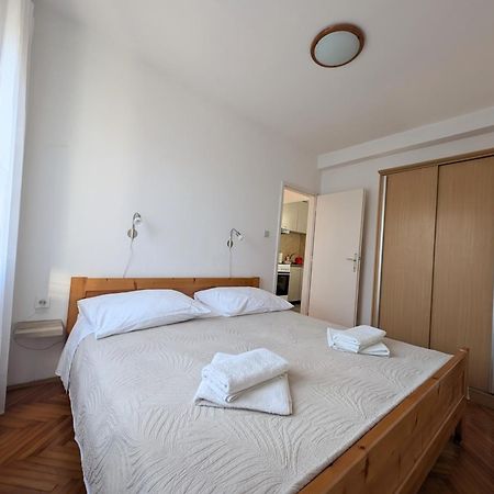 Apartments Ante Lumbarda Exterior photo
