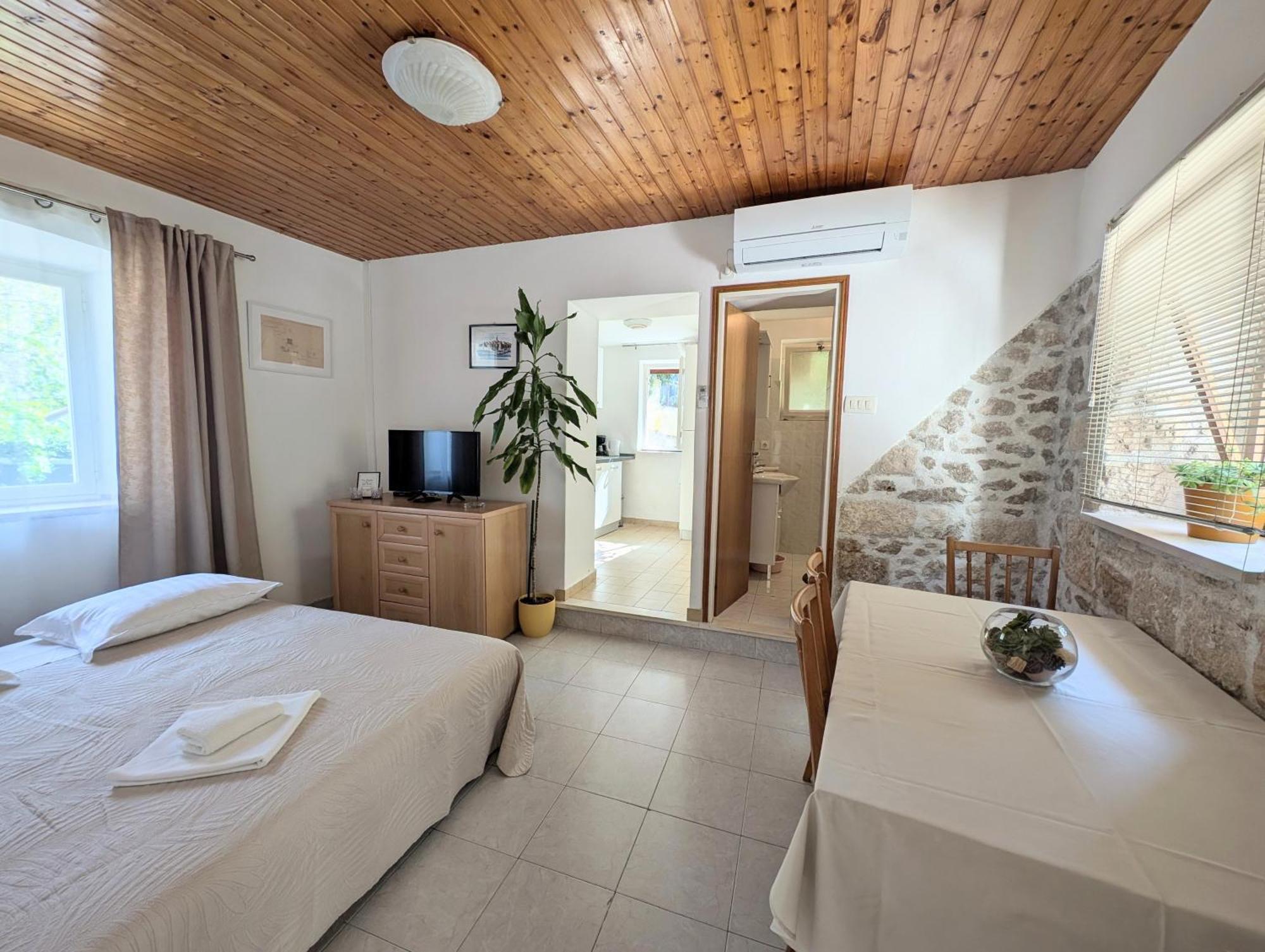 Apartments Ante Lumbarda Exterior photo