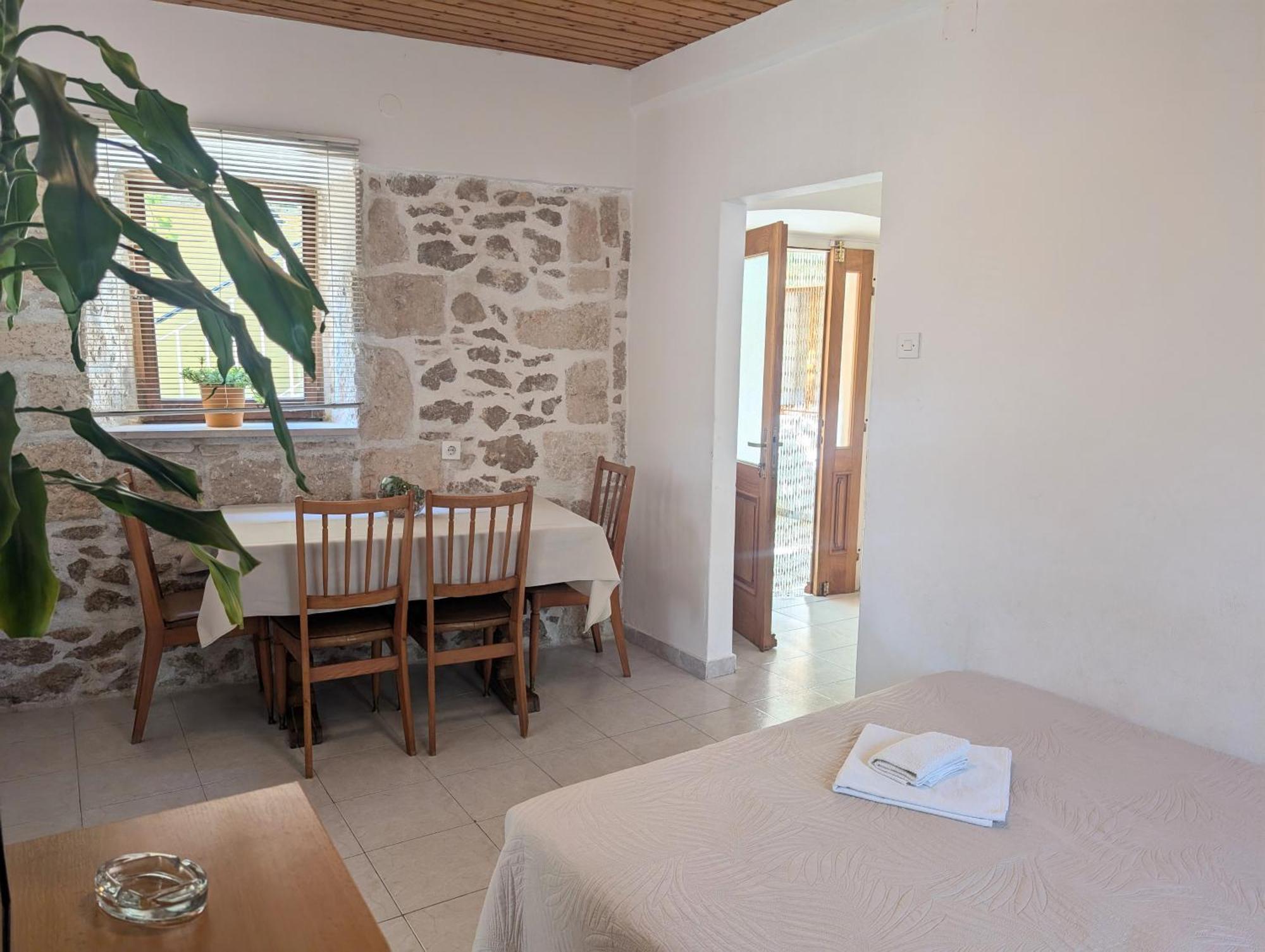 Apartments Ante Lumbarda Exterior photo